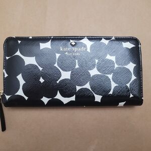 Kate Spade Black and White Wallet